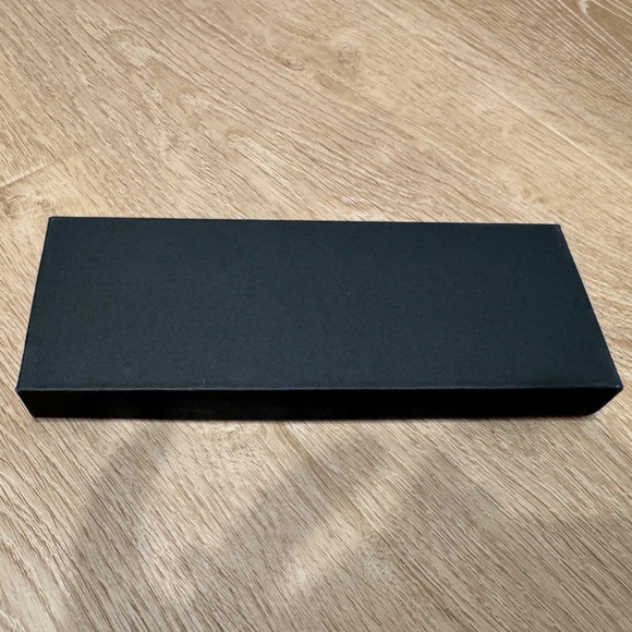 Magnetic Pen Set - Picture 2 of 4